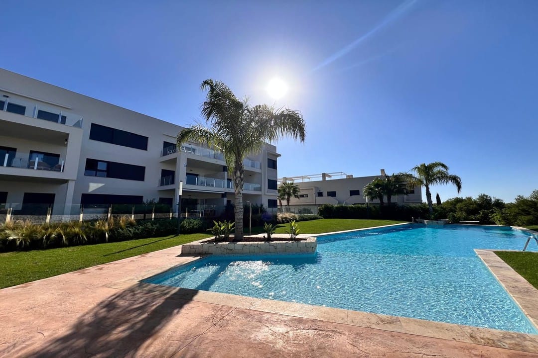 3 Bedrooms Apartment in Pilar De La Horadada