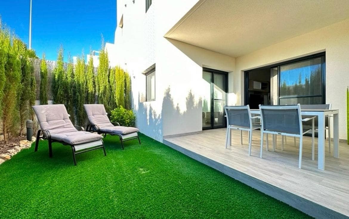 2 Bedrooms Apartment in San Miguel De Salinas