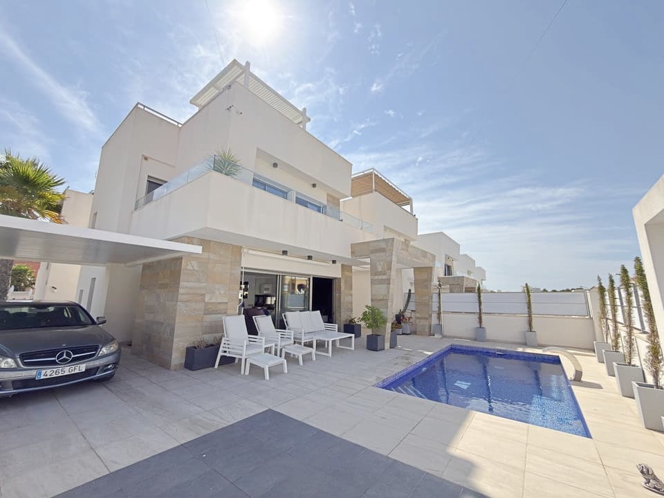 4 Chambres Maison en Blue Lagoon