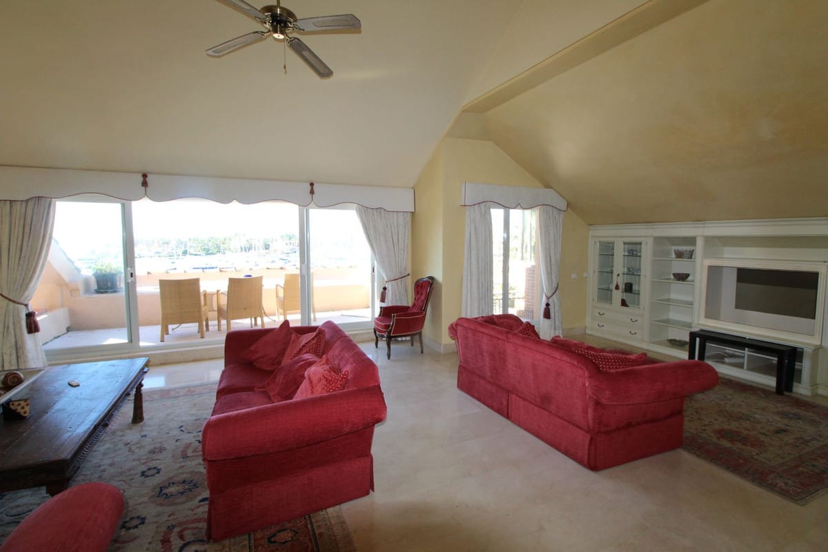 Penthouse met 4 slaapkamers in Sotogrande Puerto in Sotogrande Puerto - foto 12