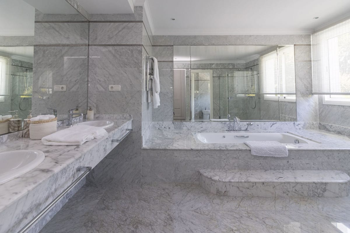 Luxe villa met 5 slaapkamers in Los Monteros Playa in Los Monteros - foto 13