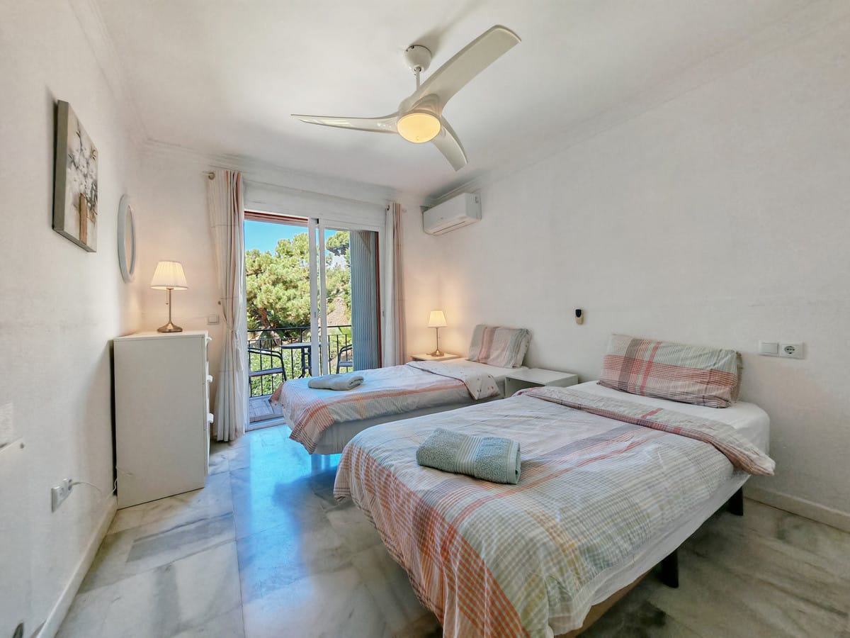 5-slaapkamer Town House te koop in Calahonda, Mijas Costa in Calahonda - foto 12