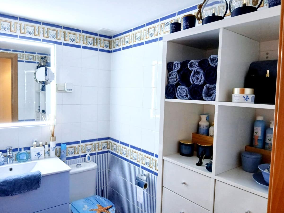 Uitzonderlijk ontworpen 3-slaapkamer duplex-appartement in Benalmádena in Benalmadena - foto 16