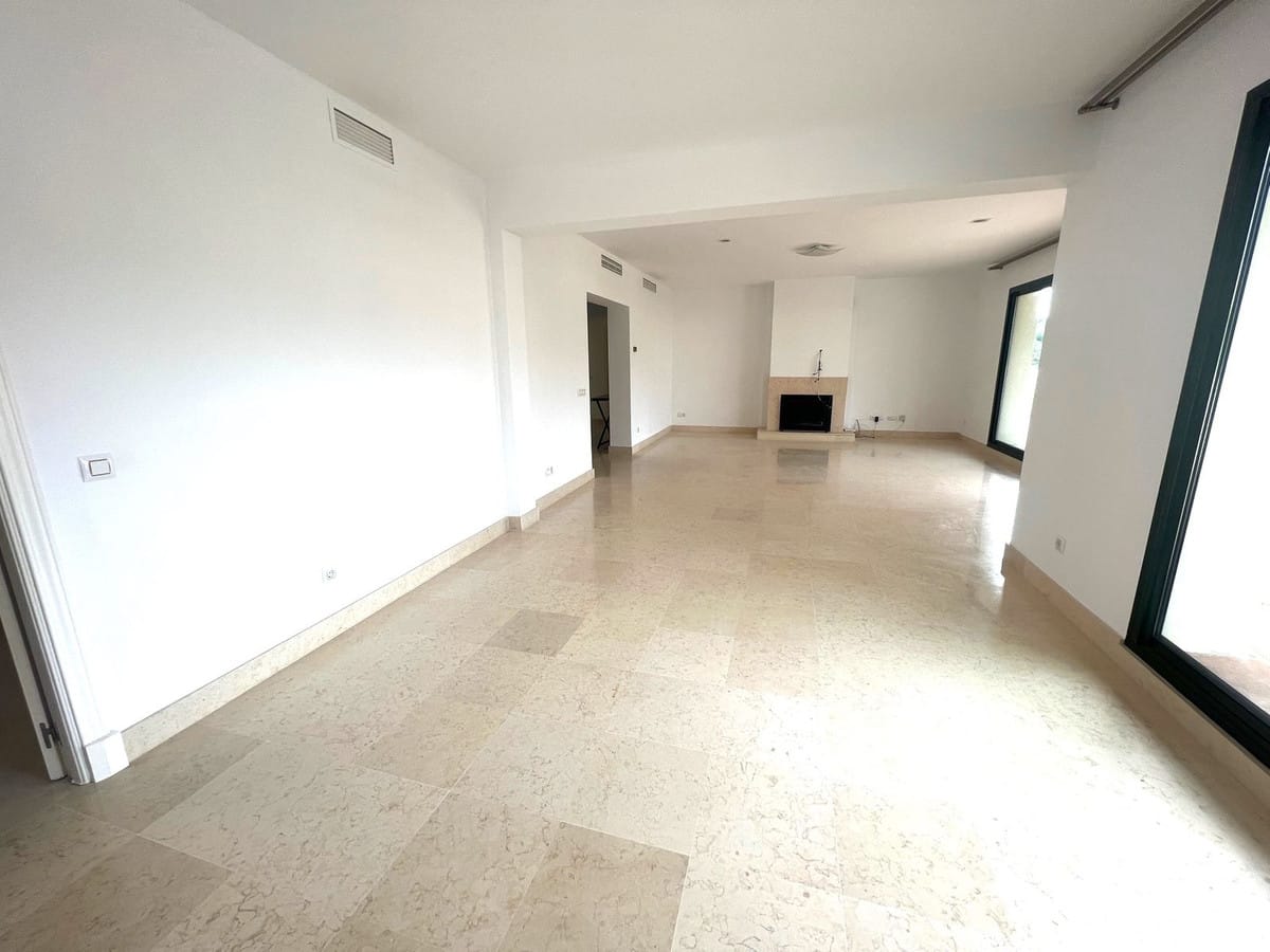 Spectaculair duplex-penthouse in Capanes del Golf, Benahavís in Benahavís - foto 11