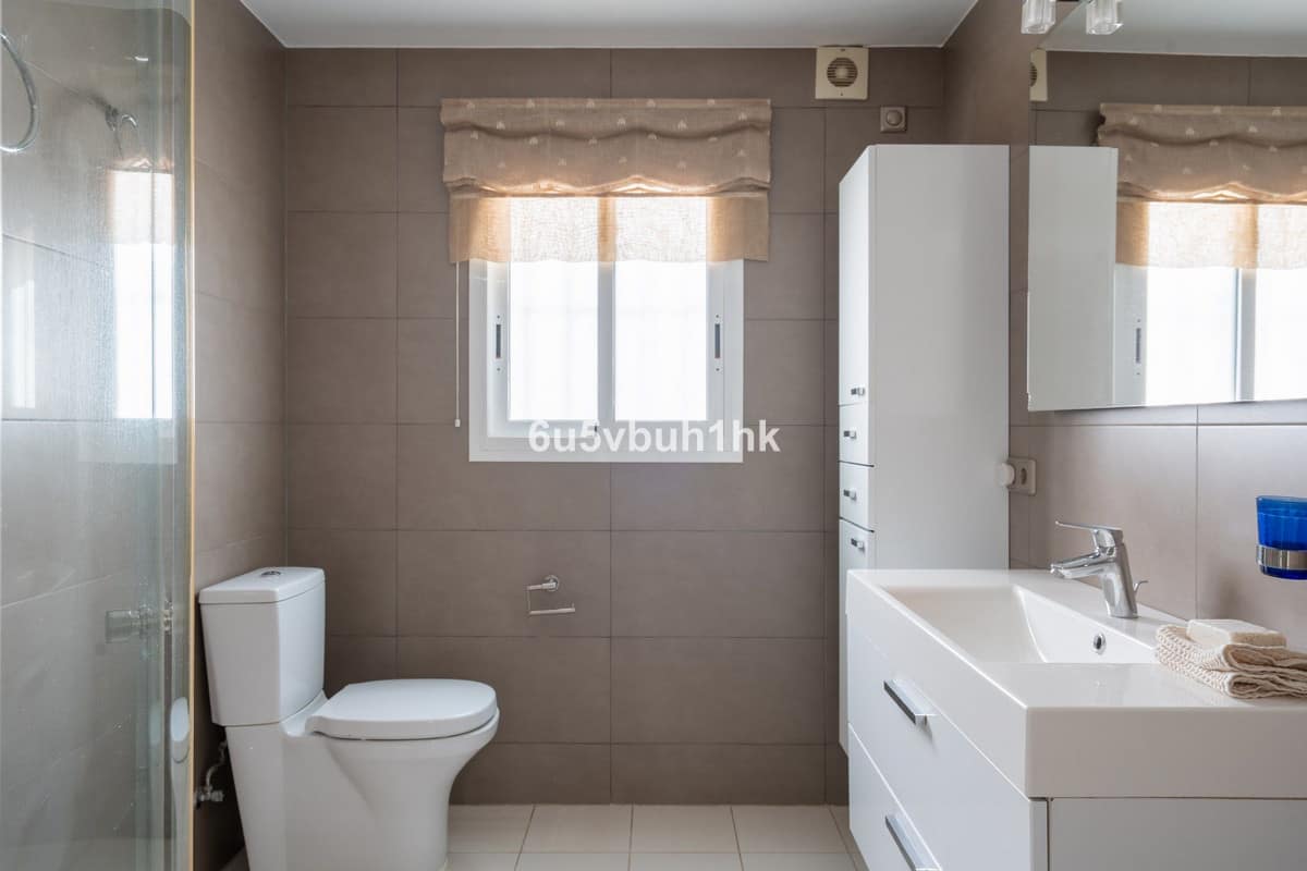 Twee-slaapkamer appartement in Nueva Andalucía in Nueva Andalucía - foto 13