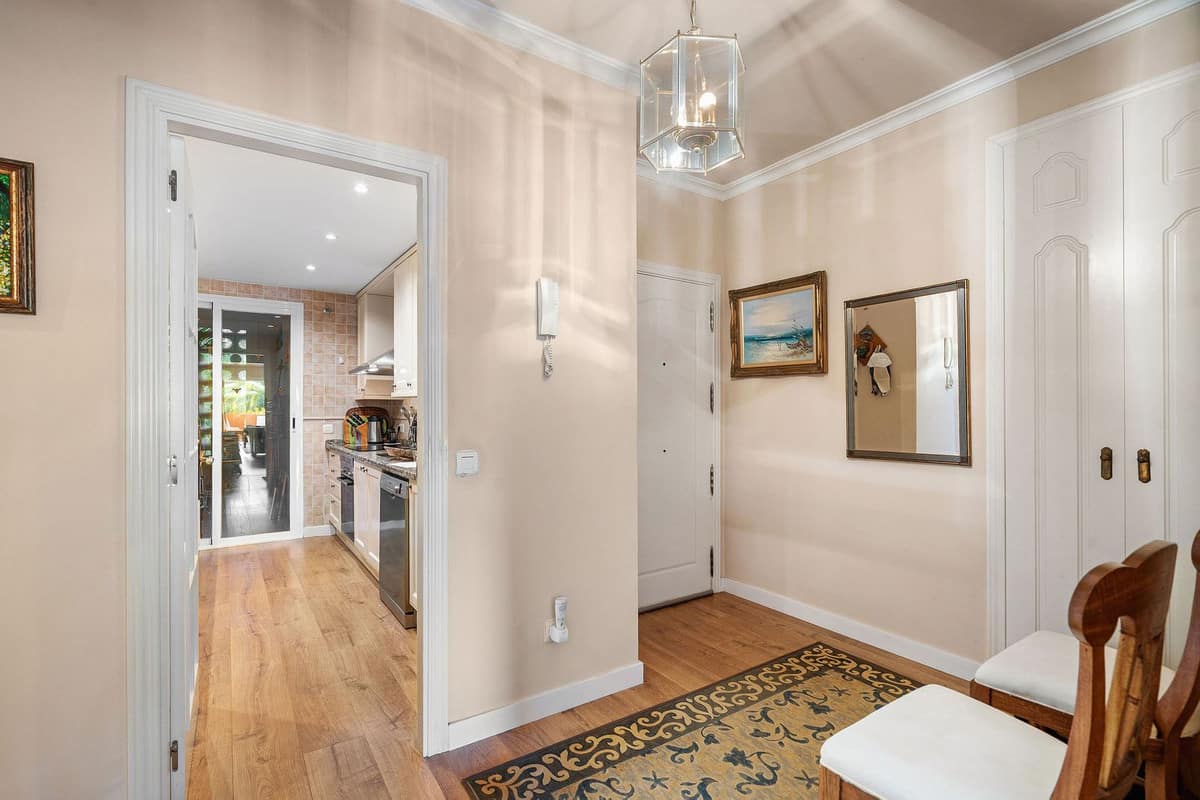 Appartement met twee slaapkamers in Marbella in Marbella - foto 14