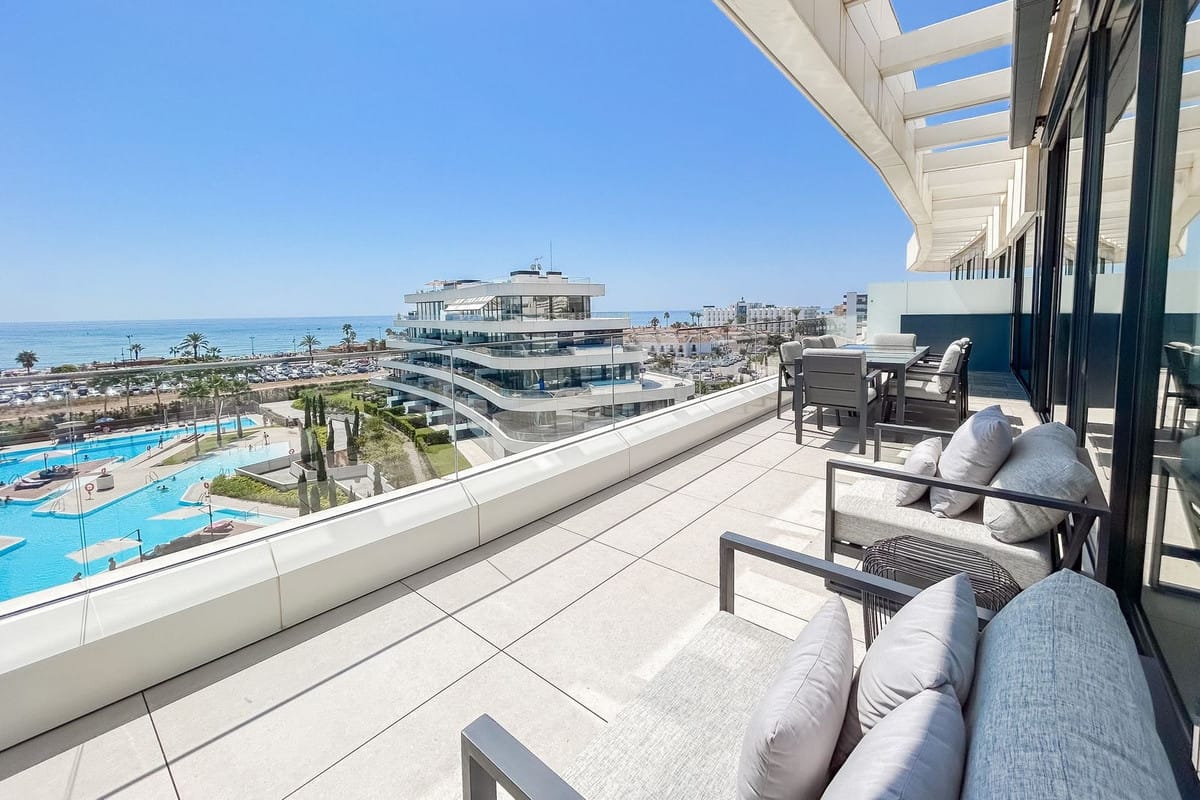 3 bedroom Apartment in Torremolinos in Torremolinos - foto 9