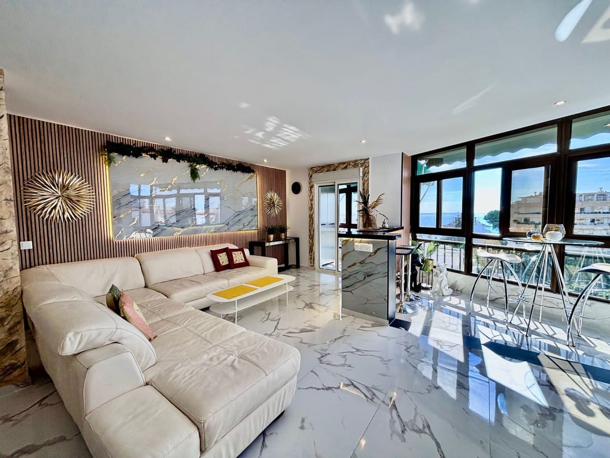 Elegant gerenoveerde penthouse met 2 slaapkamers in Marbella Old Town in Marbella - foto 3