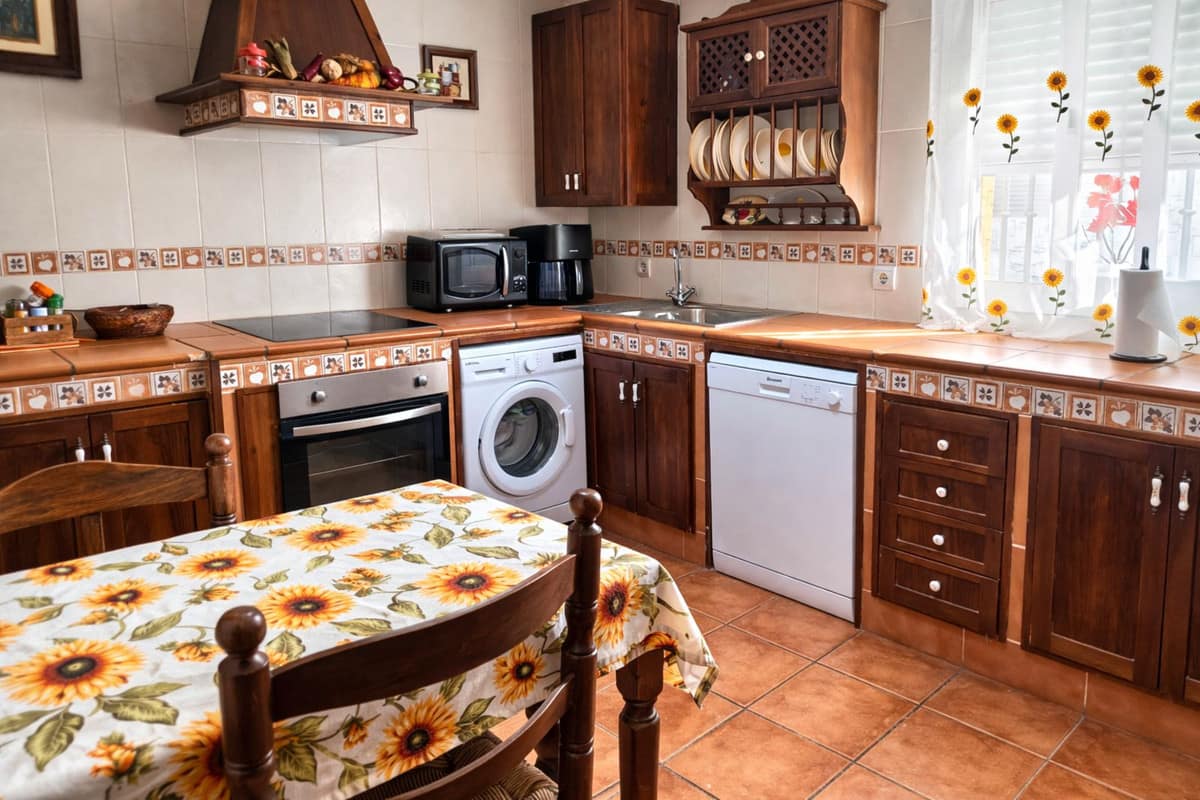 Rijwoning in rustieke stijl met 3 slaapkamers in San Roque in San Roque - foto 5