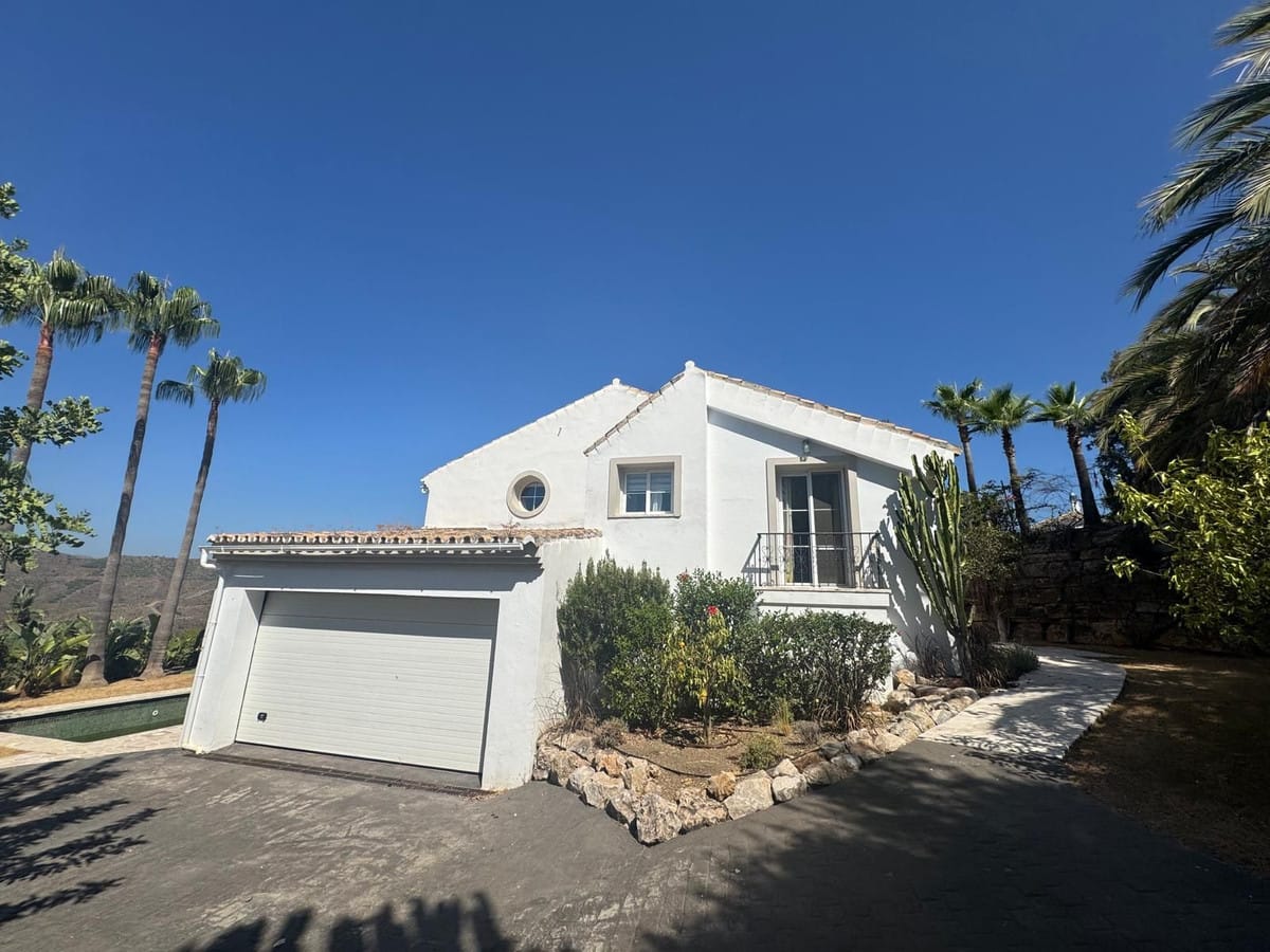 3-slaapkamer villa in Istán met panoramisch uitzicht in Sierra Blanca Country Club in Istán - foto 6