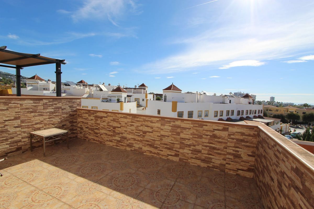 5-slaapkamer stadswoning in Marbella met onafhankelijk studio-appartement in Marbella - foto 15