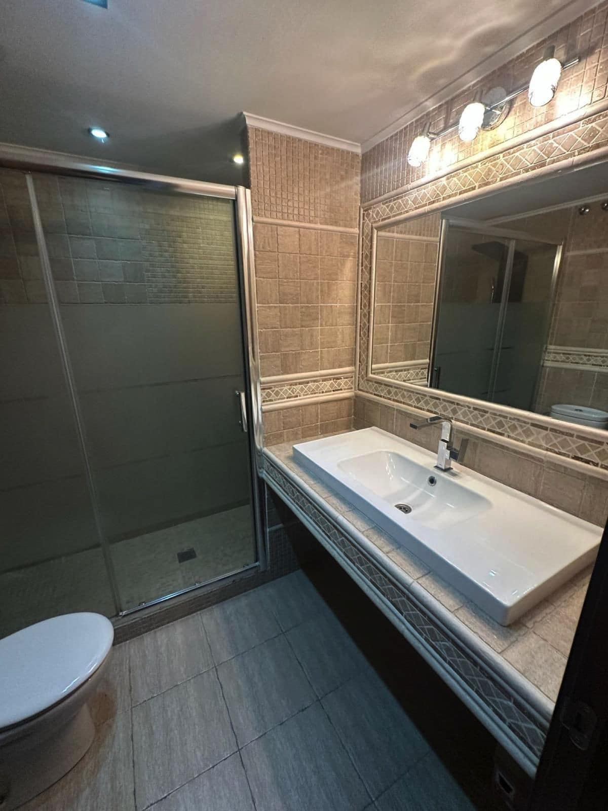 4-slaapkamer stadswoning met privégarage in Estepona – Las Mesas in Estepona - foto 20