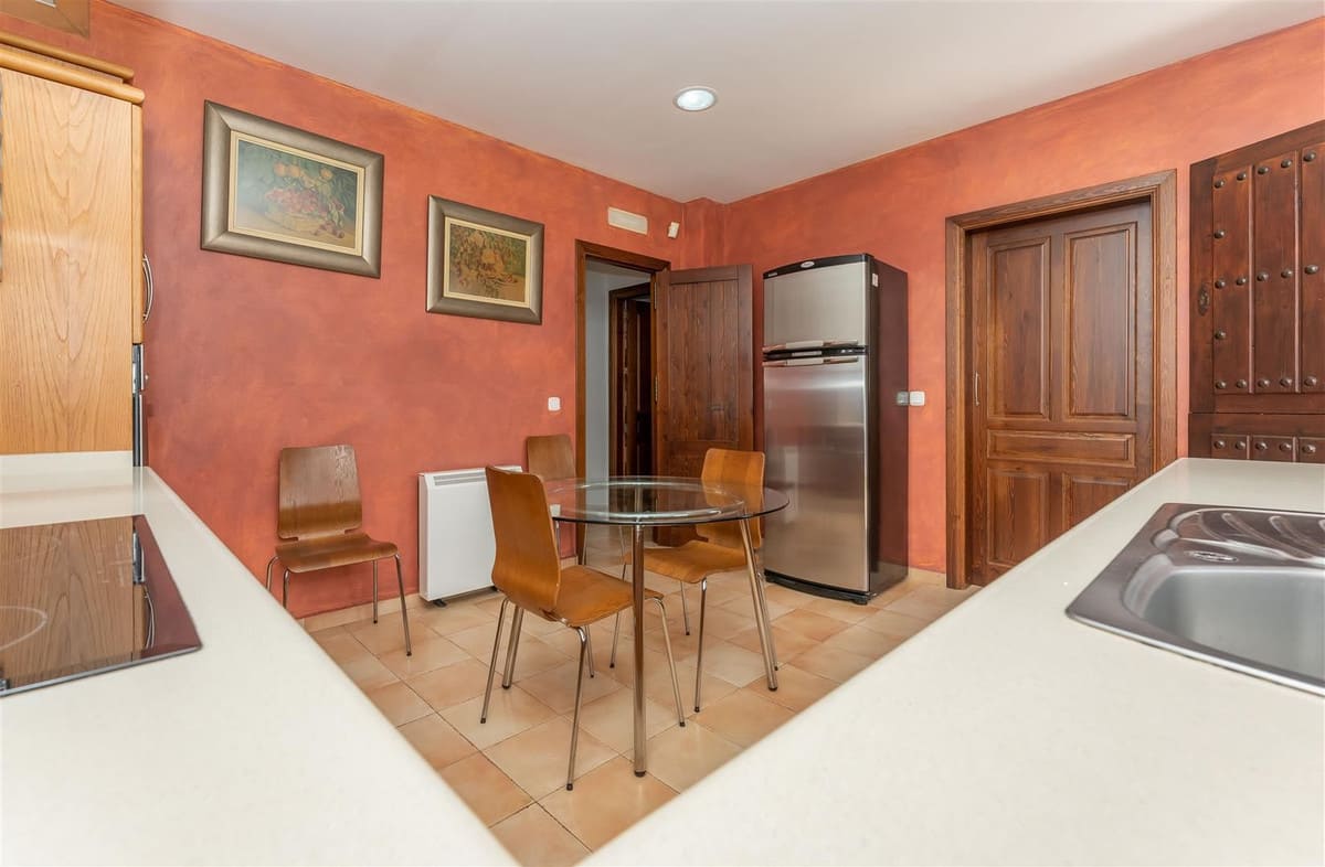 4-slaapkamer villa in Alhaurín el Grande in Alhaurín el Grande - foto 14