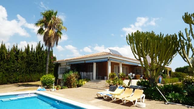 Villa met 4 slaapkamers in Marbella in Marbella - foto 12