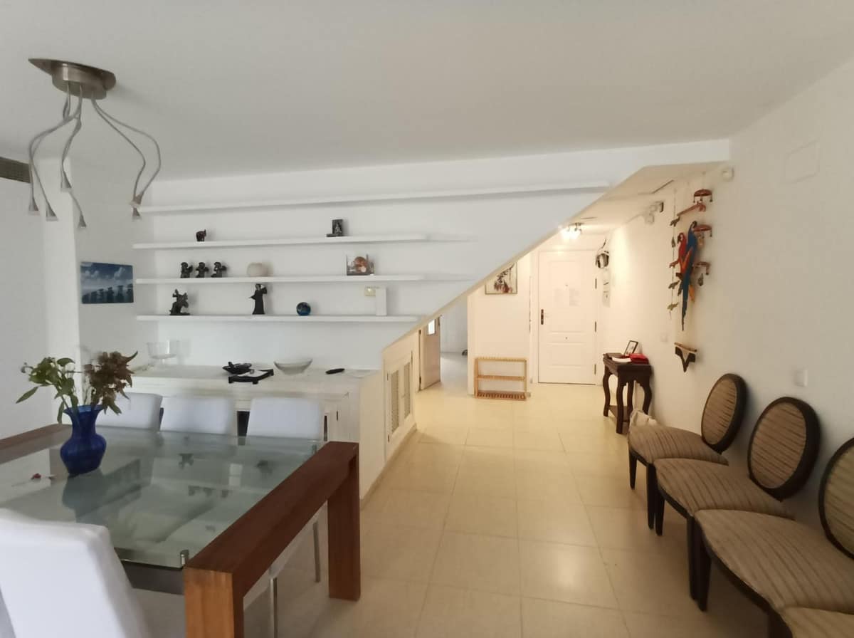 4 bedroom Apartment in Torrequebrada in Torrequebrada - foto 2