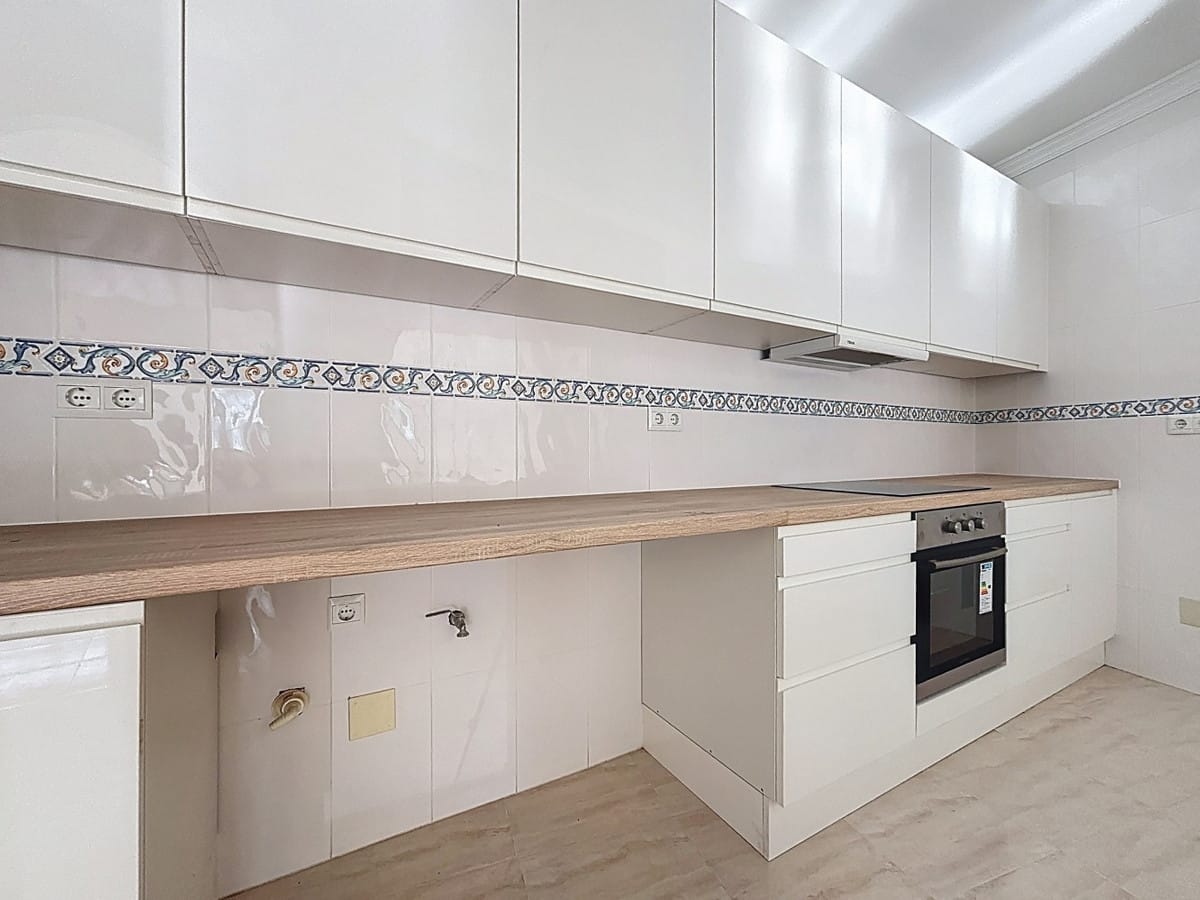 Woning met 8 slaapkamers in Algarrobo in Algarrobo - foto 7