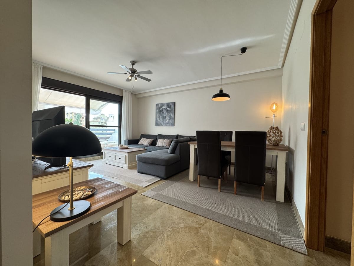 Appartement met 2 slaapkamers in Estepona in Estepona - foto 2