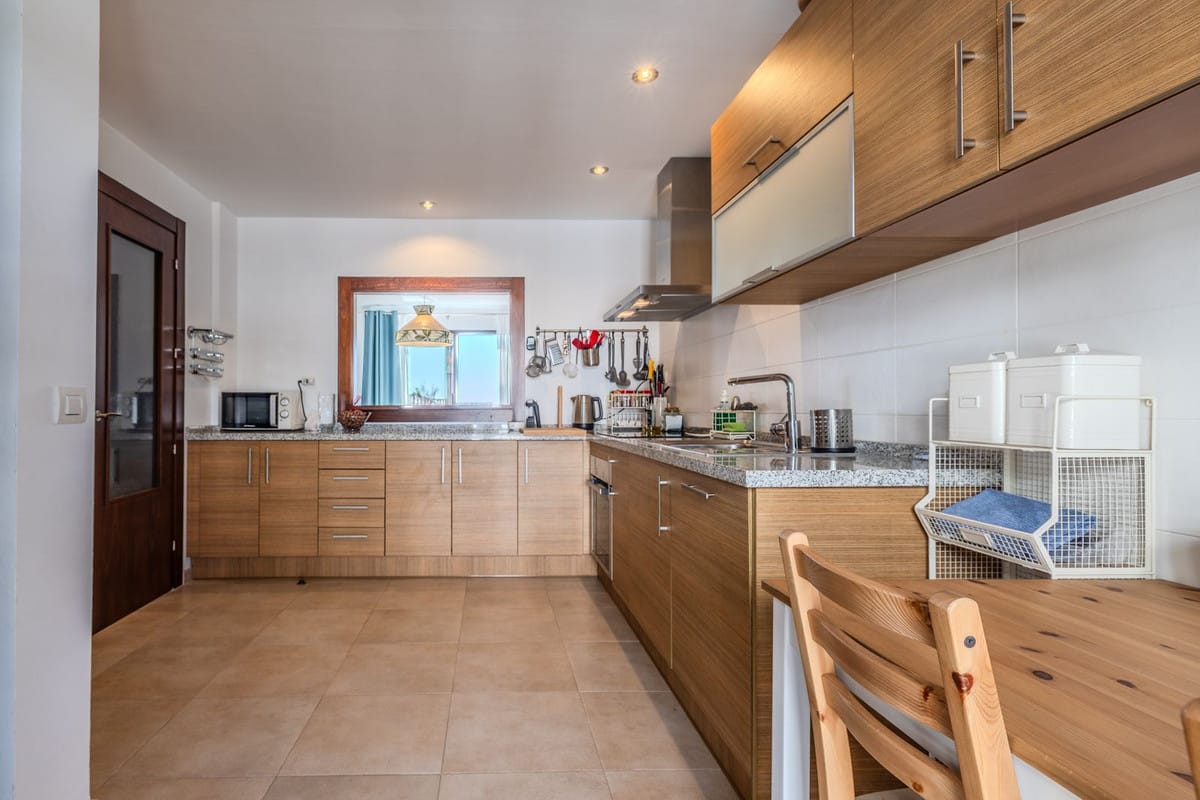 2-slaapkamer duplex-penthouse in Altos de Los Monteros in Altos de los Monteros - foto 16