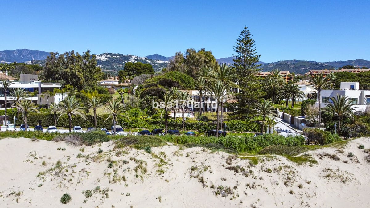 Villa met 5 slaapkamers in Los Monteros in Los Monteros - foto 2