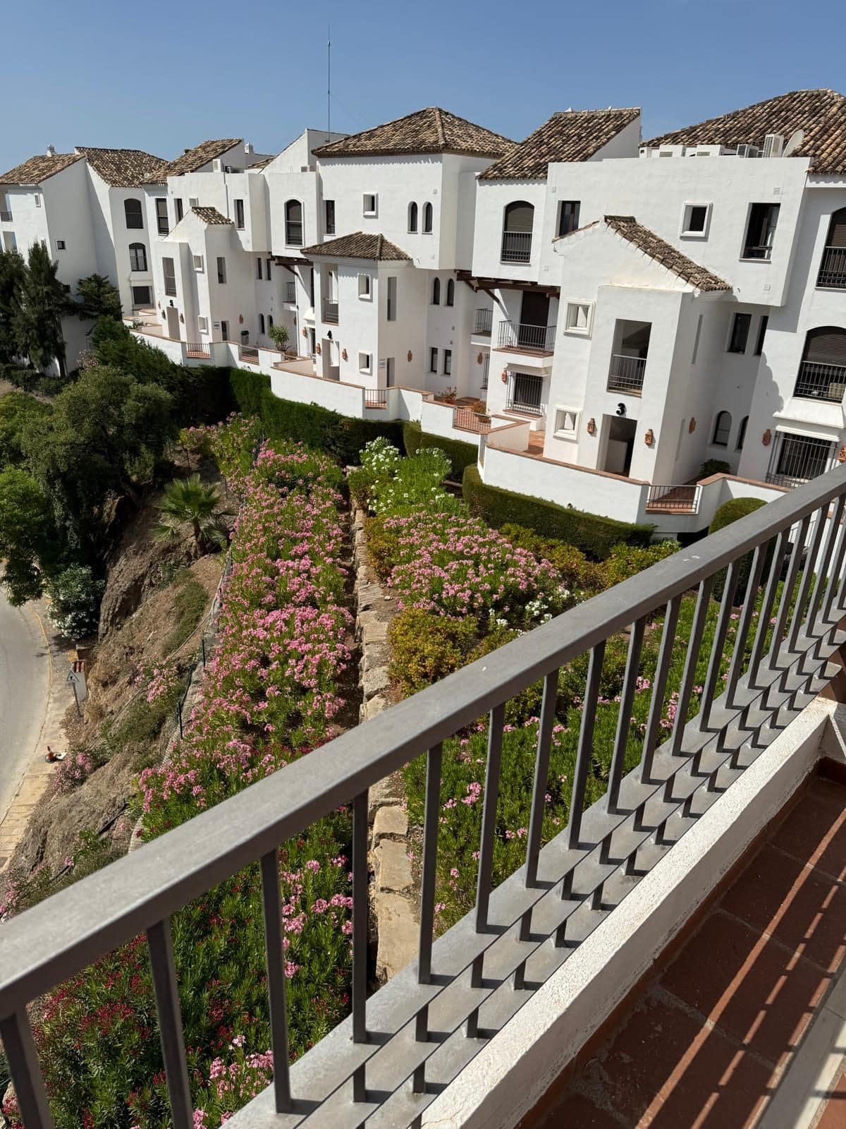 2 bedroom Apartment in Benahavís in Benahavís - foto 17