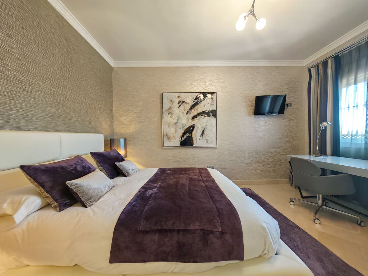 4 bedroom House in Elviria in Elviria - foto 18