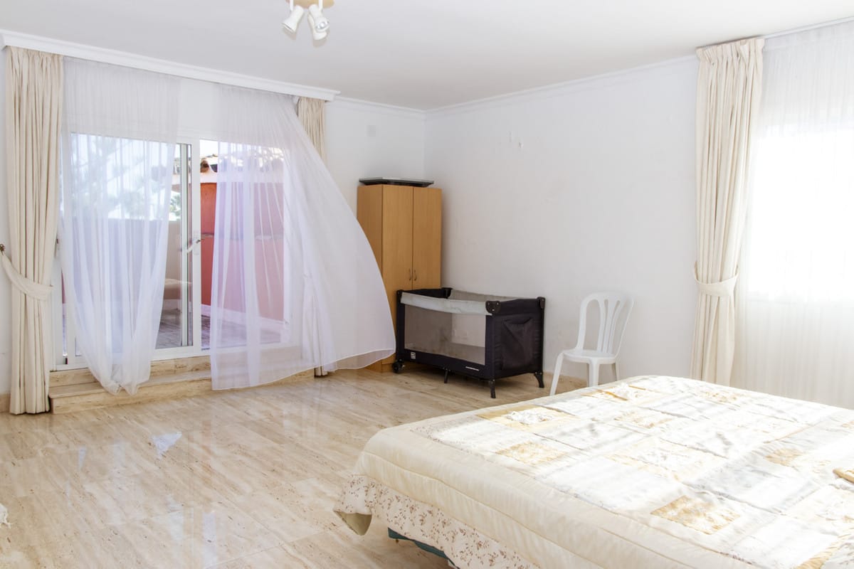 6-slaapkamer villa in Estepona in Estepona - foto 15