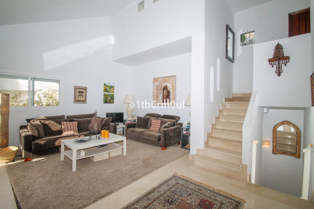 3-slaapkamer stadswoning in Istán in Istán - foto 2