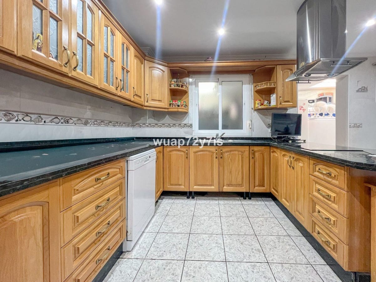 Villa met 5 slaapkamers in Estepona in Estepona - foto 10