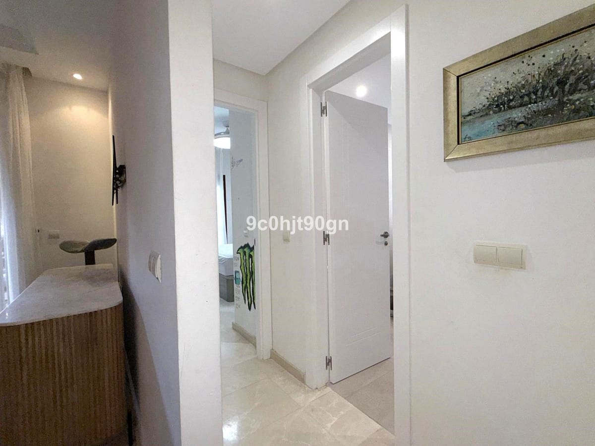 Drie-slaapkamer appartement in Elviria in Elviria - foto 12