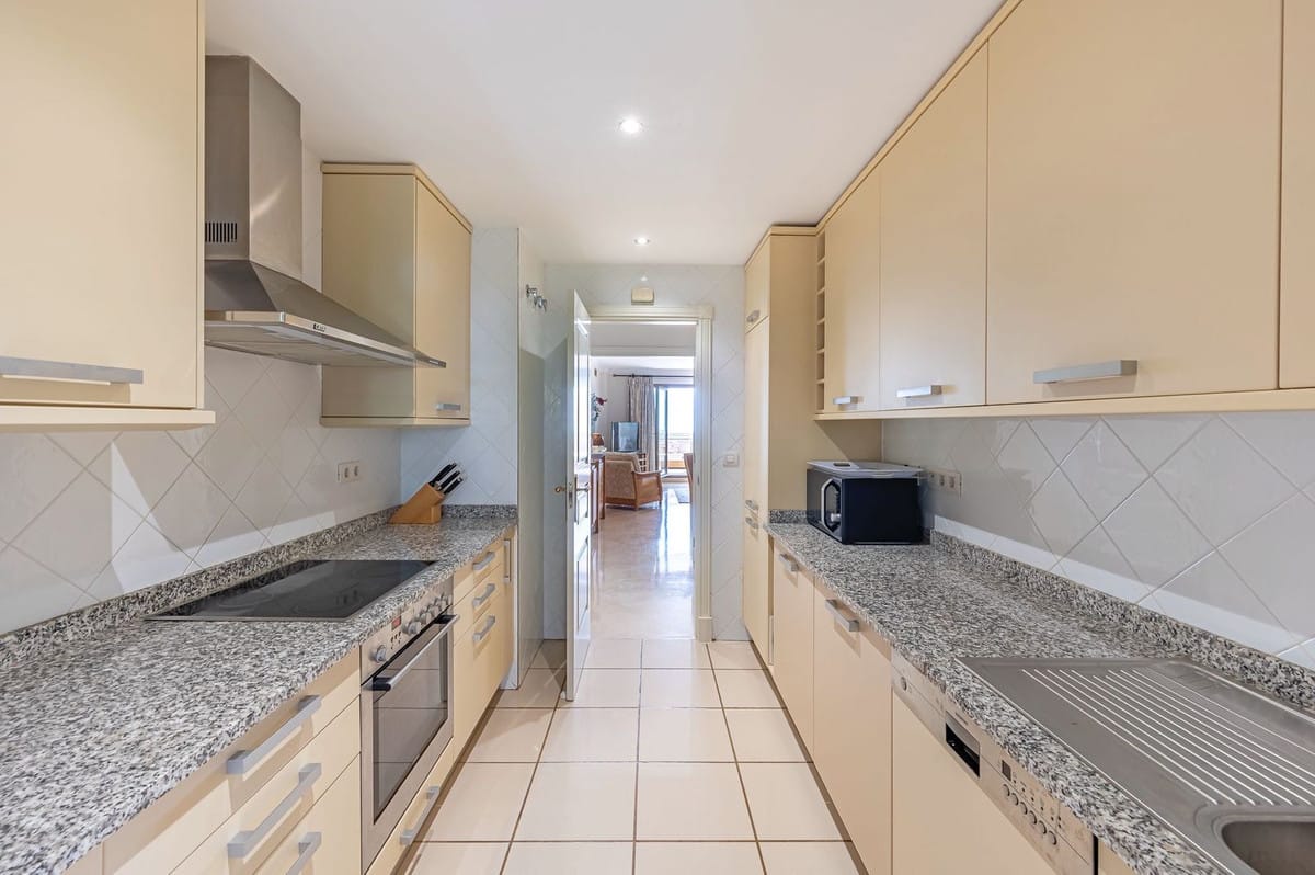 2-slaapkamer appartement aan de golfbaan in El Paraiso in El Paraiso - foto 13