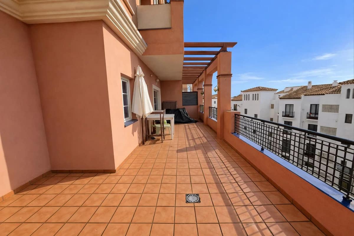 Drie-slaapkamerappartement in La Duquesa in La Duquesa - foto 11