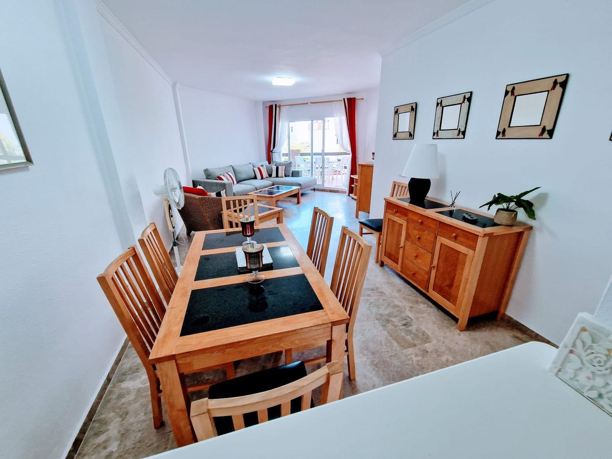 2 bedroom Apartment in Calahonda in Calahonda - foto 2