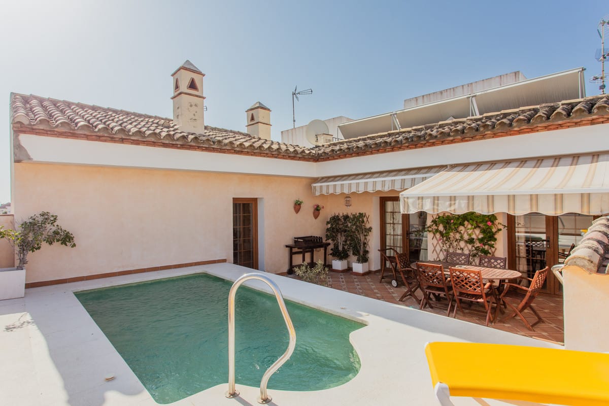 7-slaapkamer stadswoning in Estepona in Estepona - foto 13
