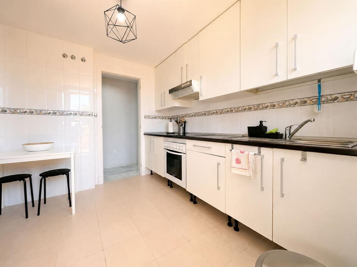 4 bedroom Apartment in Casares Playa in Casares Playa - foto 12