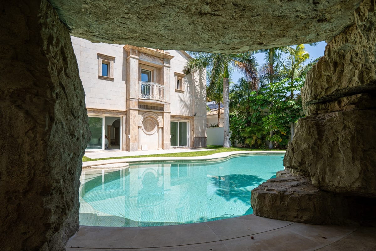 4-slaapkamer villa in Los Monteros, Marbella in Marbella - foto 15