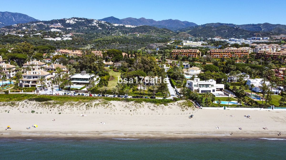 Villa met 5 slaapkamers in Los Monteros in Los Monteros - foto 3