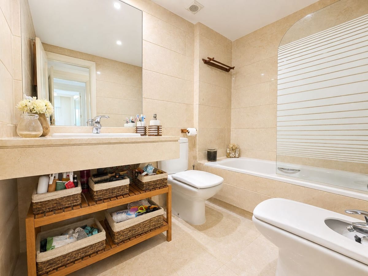 Appartement met 2 slaapkamers in Marbella in Marbella - foto 15