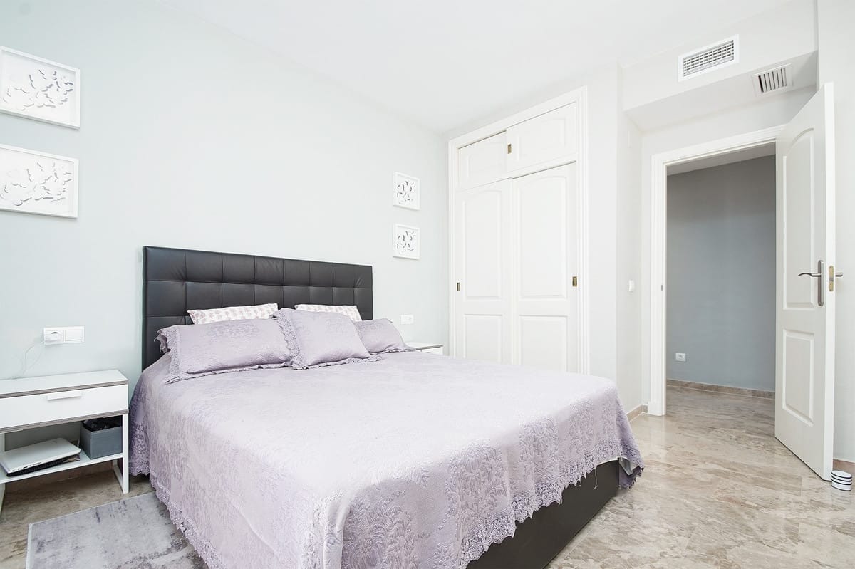 Drie-slaapkamer appartement in San Pedro de Alcántara in San Pedro de Alcántara - foto 12