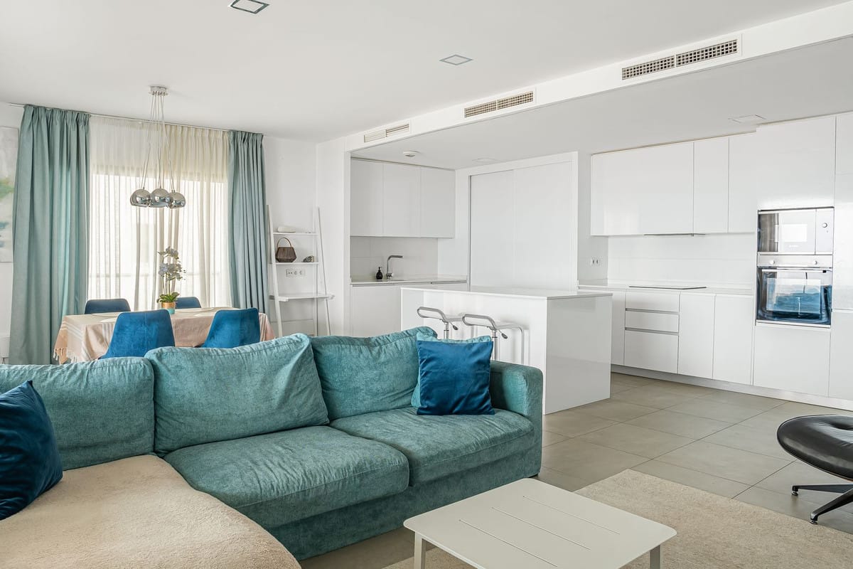 Drie-slaapkamer appartement met terras en zeezicht in Benalmádena Costa in Benalmadena Costa - foto 6