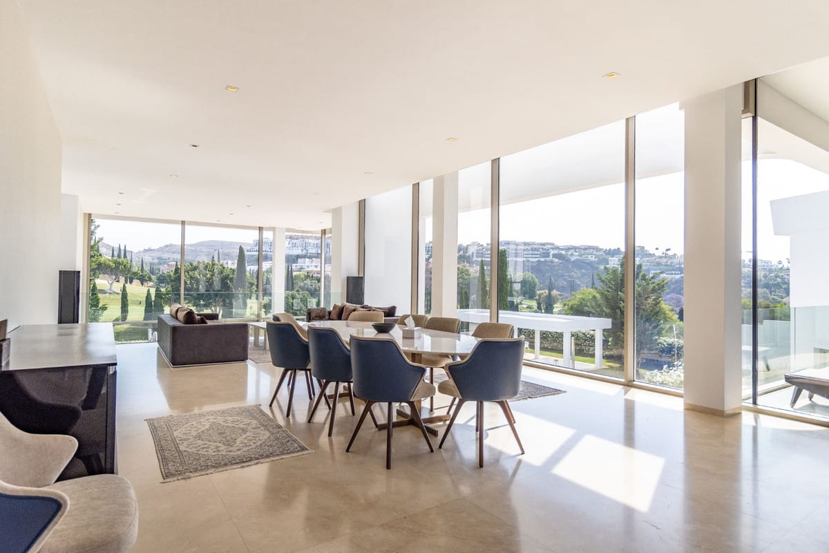 6-slaapkamer frontline-golfvilla in Los Flamingos, Benahavís in Benahavís - foto 6