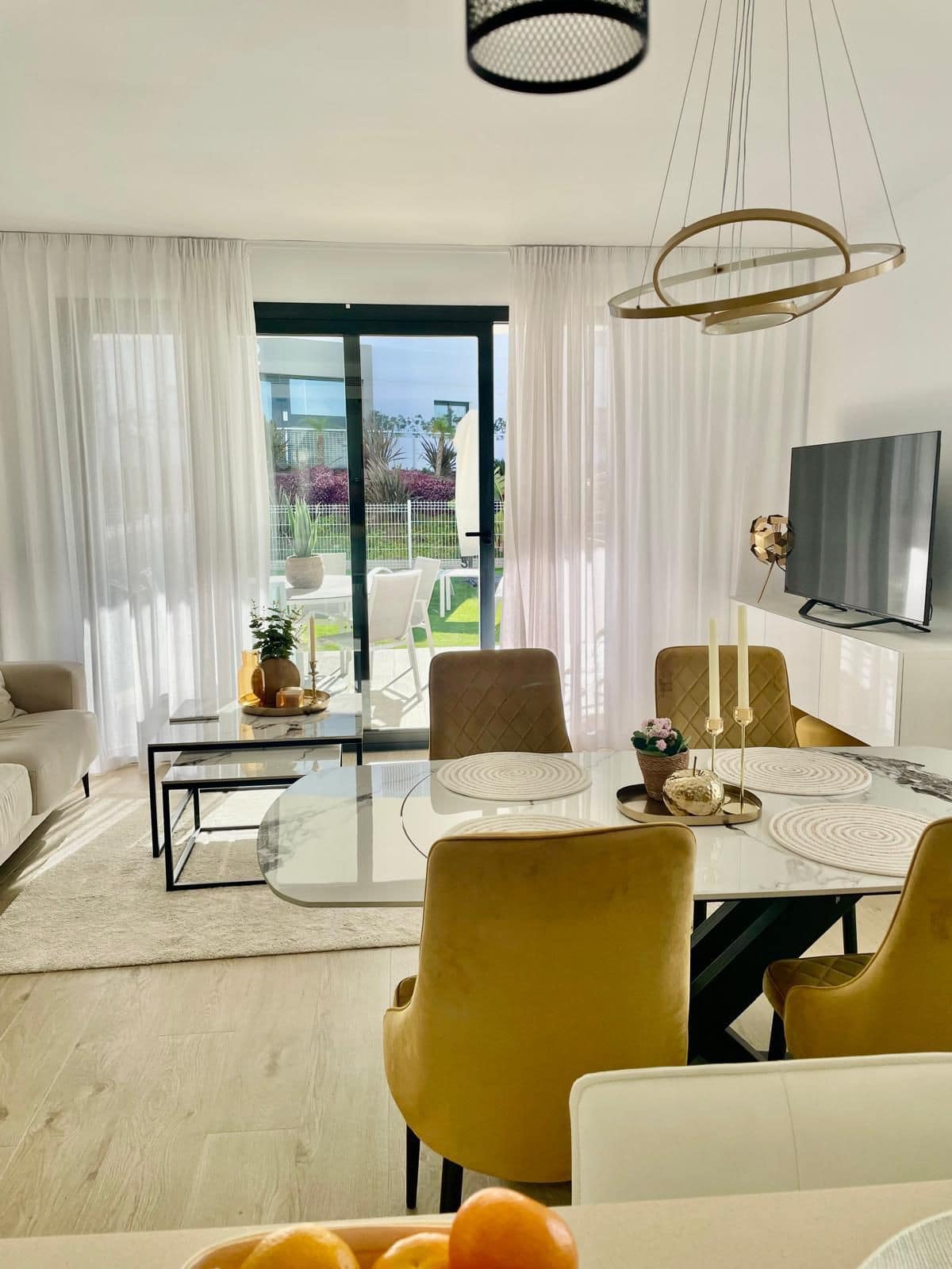 Begane grond hoekappartement met 2 slaapkamers in Estepona in Estepona - foto 3