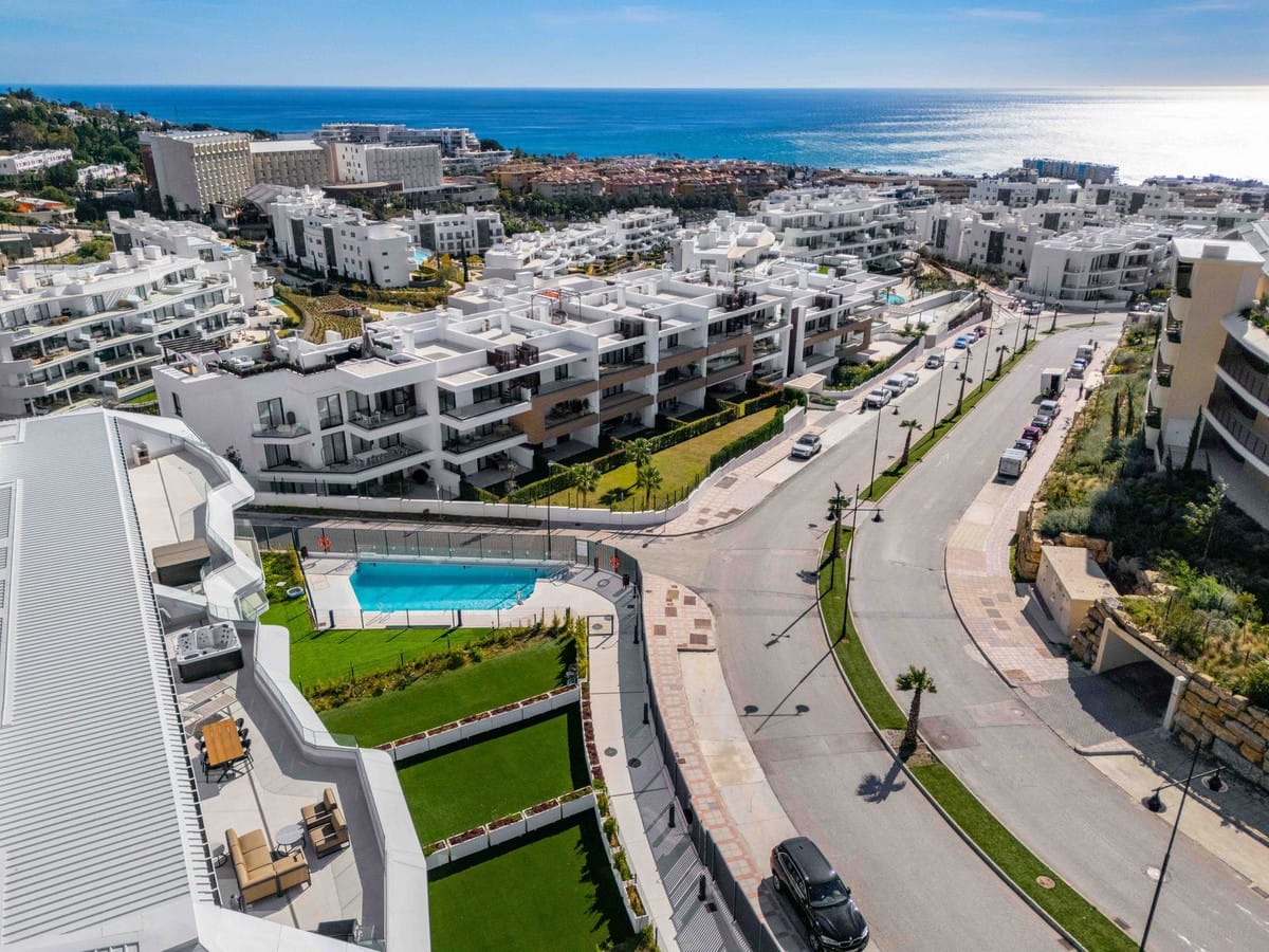 Drie slaapkamers penthouse in Fuengirola (Higuerón) met zeezicht en turnkey afwerking in Fuengirola - foto 20