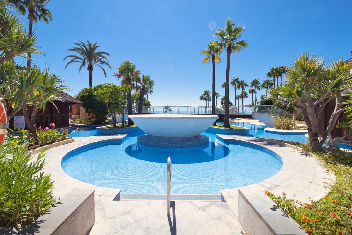 2-slaapkamer appartement met privé tuin in Estepona in 36.4268068 - foto 15