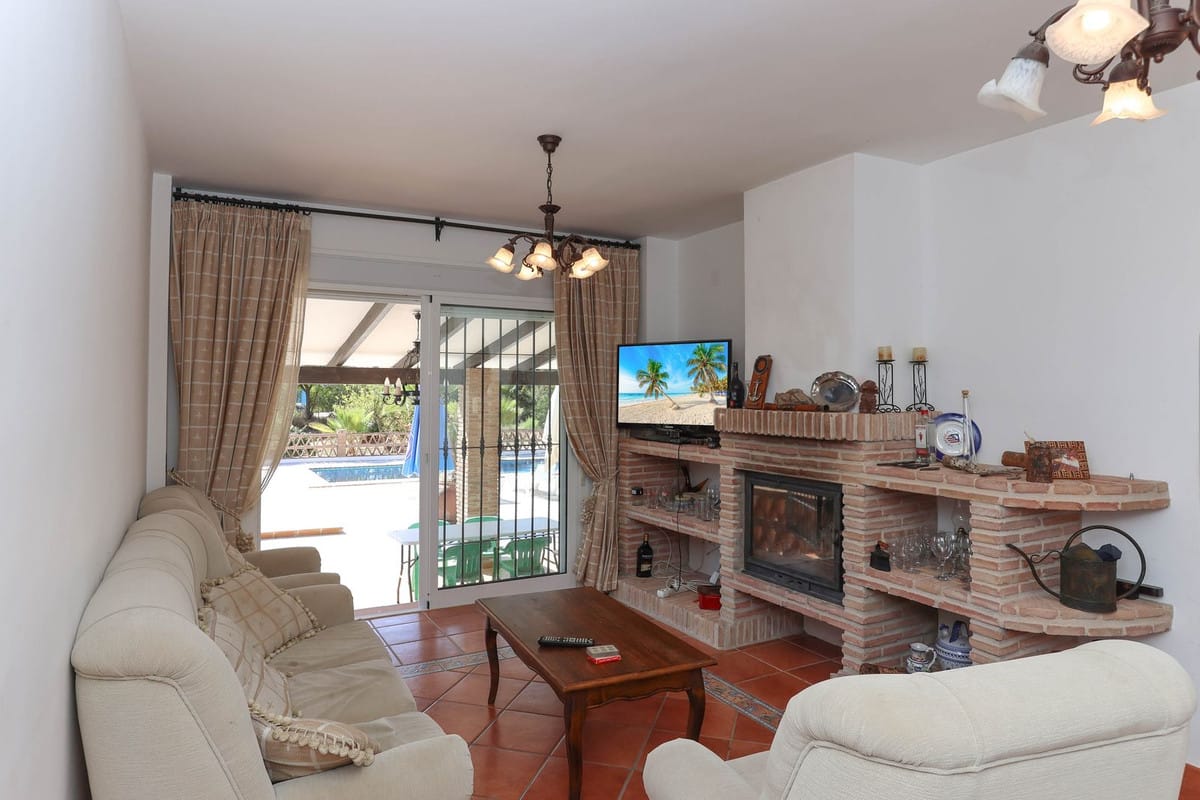 Huis met 3 slaapkamers in Guaro in Guaro - foto 6