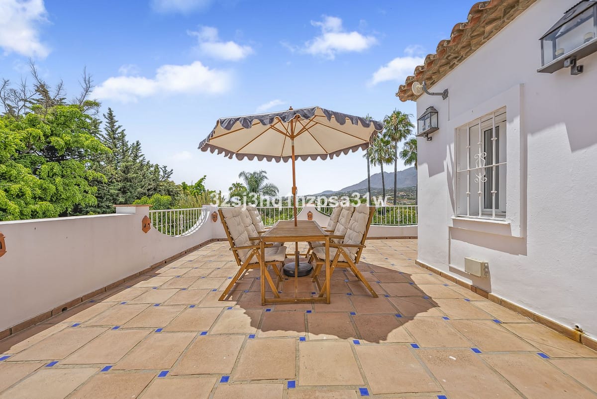 Villa met 6 slaapkamers in Estepona in Estepona - foto 19