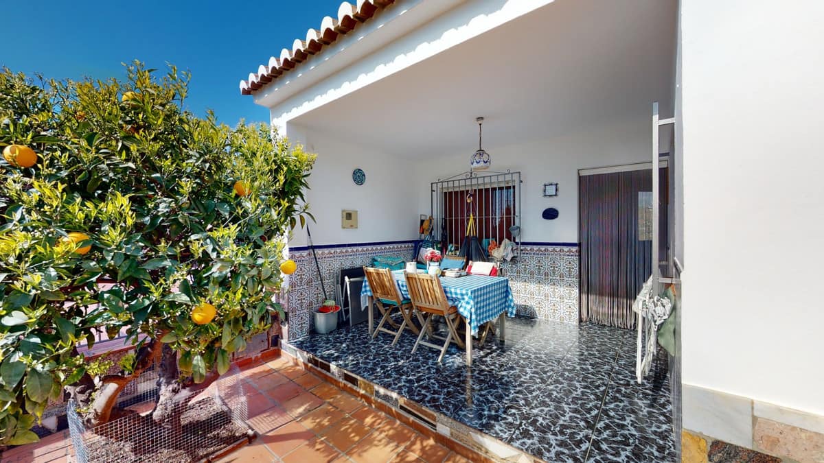 Villa met 2 slaapkamers in Sayalonga in Sayalonga - foto 5