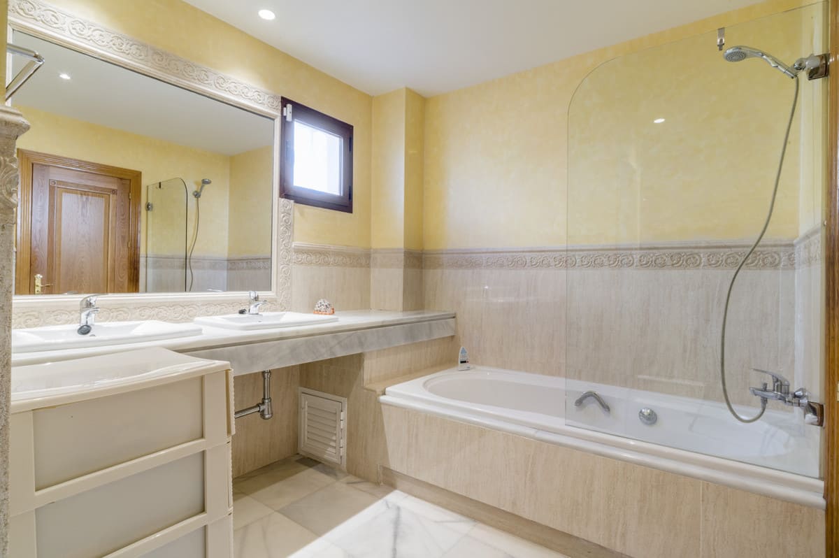 2-slaapkamer appartement aan de Marbella Golden Mile in The Golden Mile - foto 15