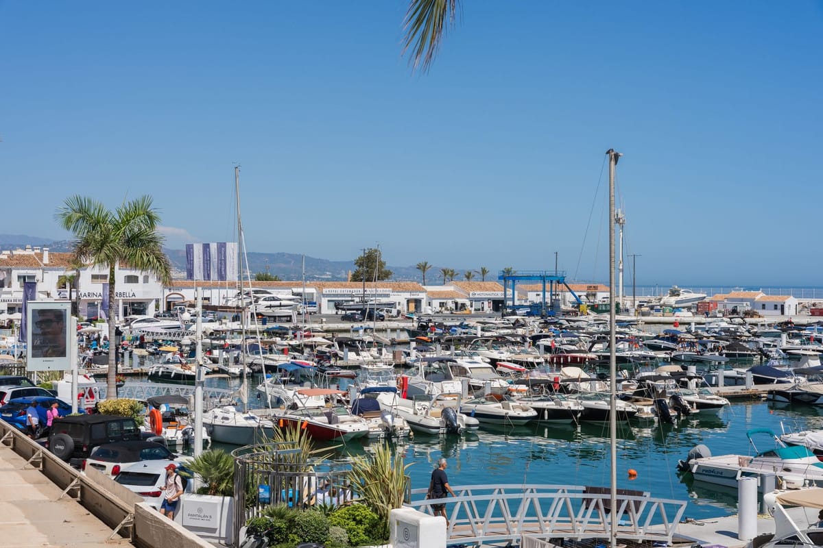 1 bedroom Apartment in Puerto Banús in Puerto Banús - foto 17
