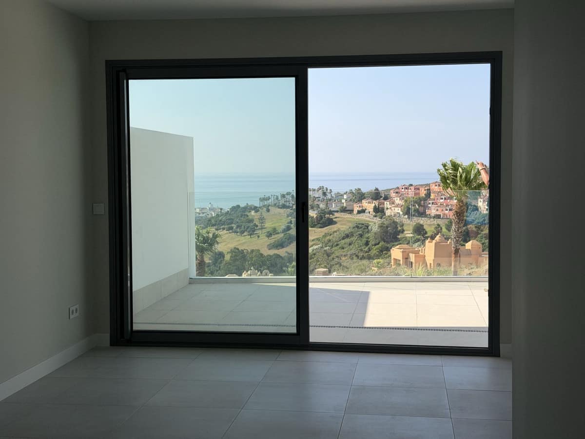 2 bedroom Apartment in La Duquesa in La Duquesa - foto 9