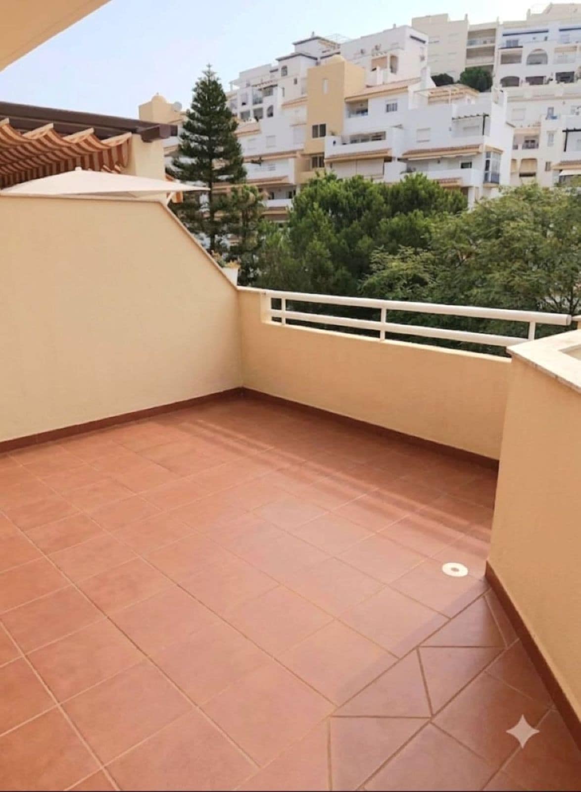 3 bedroom Apartment in Torrequebrada in Torrequebrada - foto 2